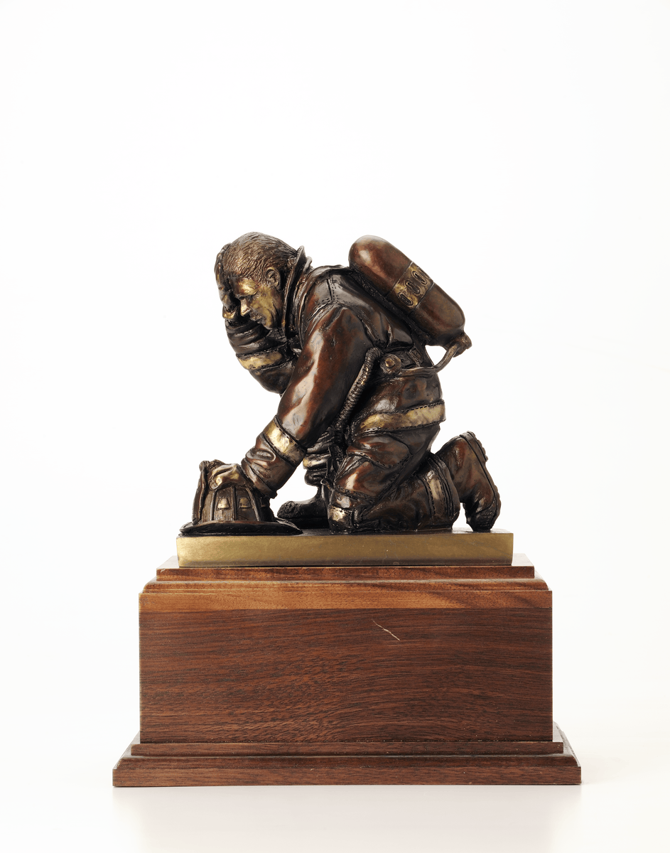 Moment of Reflection Statue – Liberty Art Works, Inc