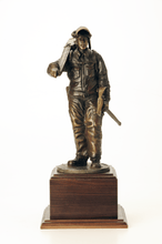 Load image into Gallery viewer, Smoke on the Horizon Statue
